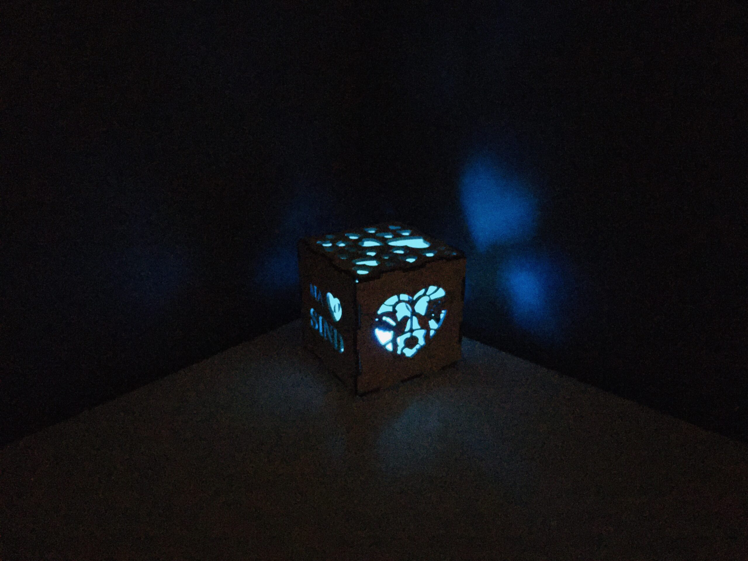 Valguskuubik südamed Led küünlaga - Image 11