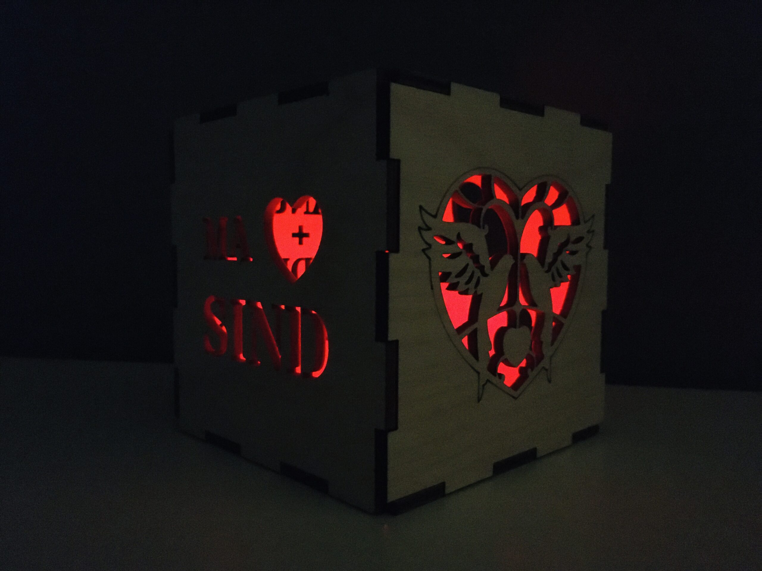 Valguskuubik südamed Led küünlaga - Image 9