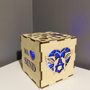 Valguskuubik südamed Led küünlaga
